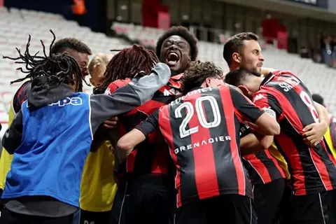 في غياب عبد المنعم.. نيس يضمن البقاء بالدوري الفرنسي